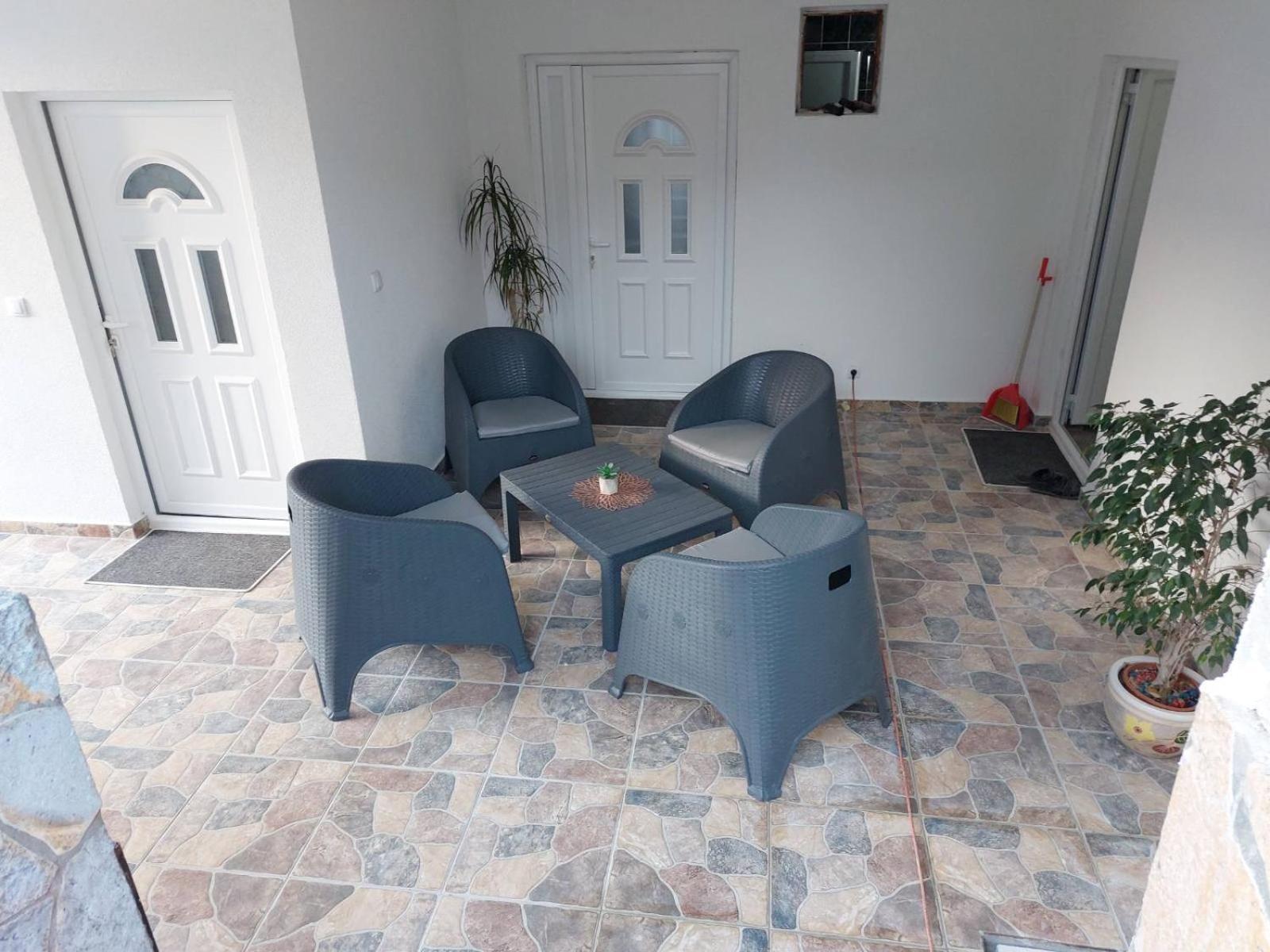 Apartmani Jovan 울친 외부 사진