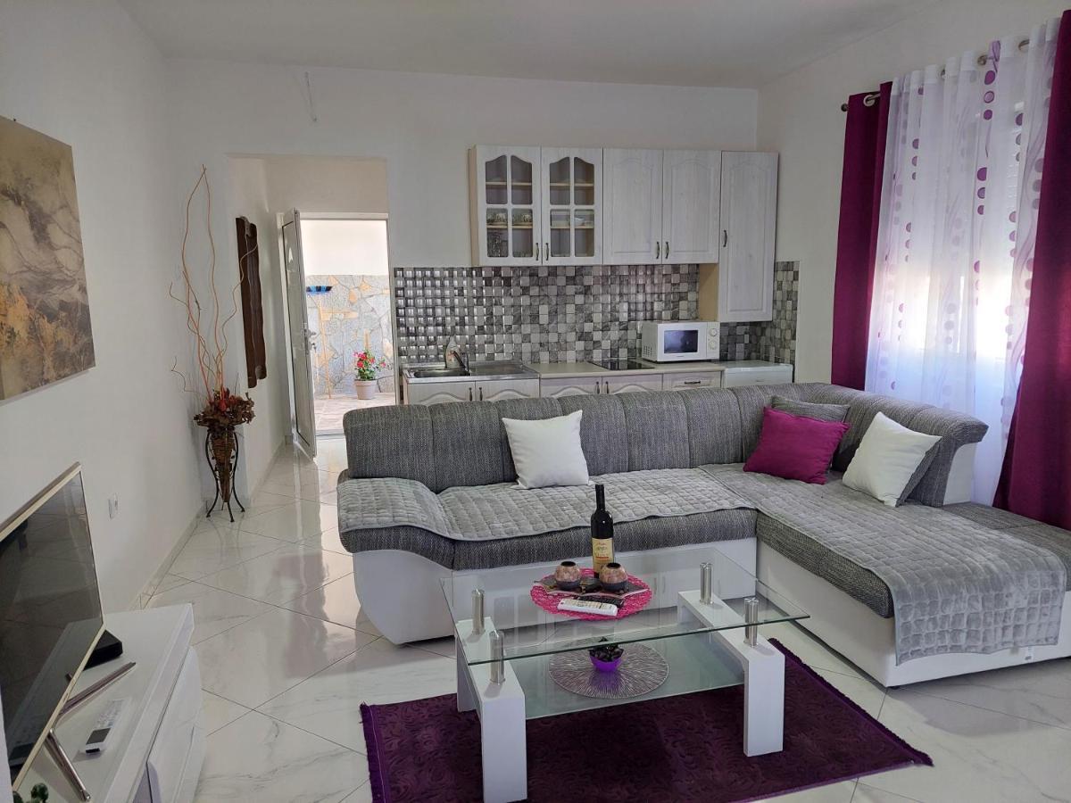 Apartmani Jovan 울친 외부 사진