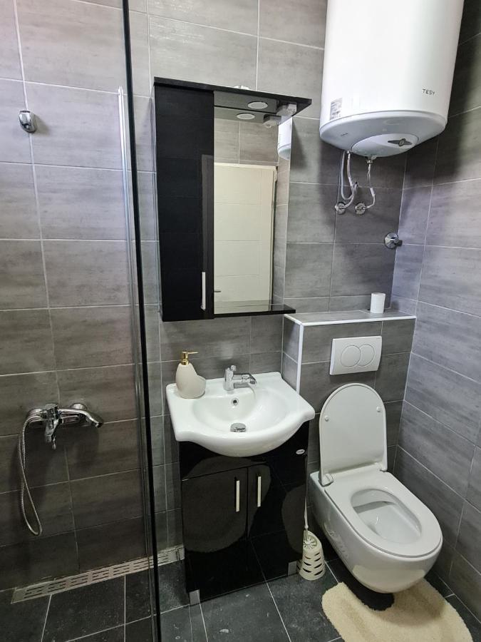 Apartmani Jovan 울친 외부 사진