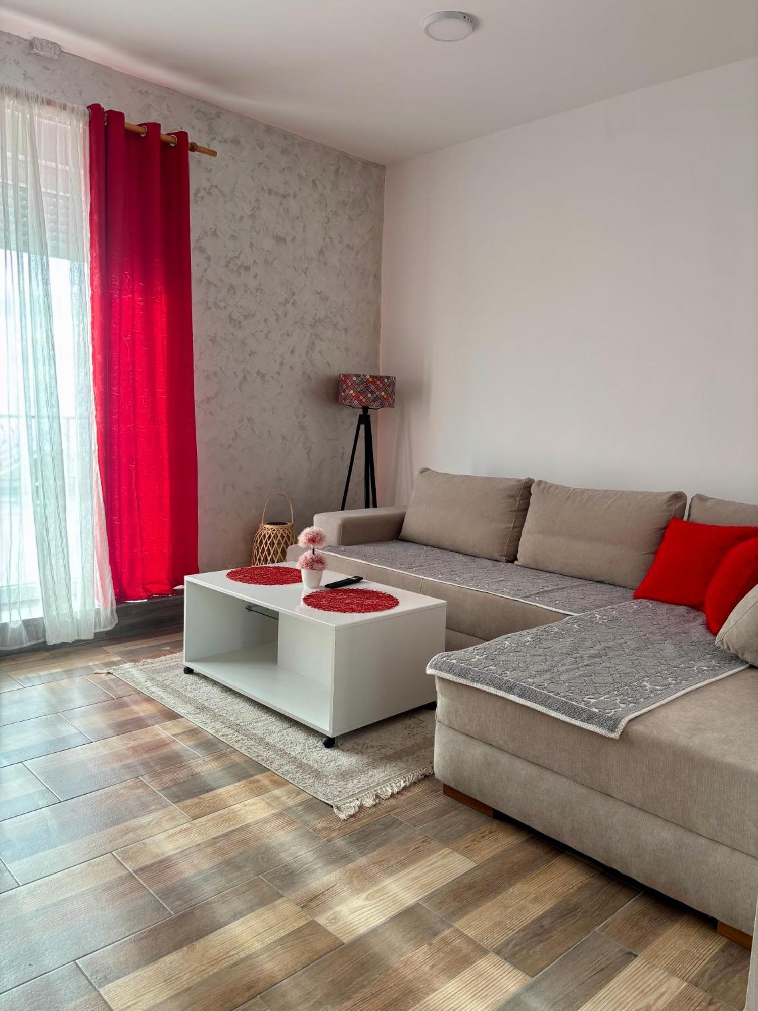 Apartmani Jovan 울친 외부 사진